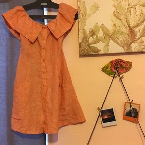 Reformation off the shoulder dress size 4